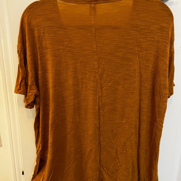 Long t-shirt - Picture 2 of 2